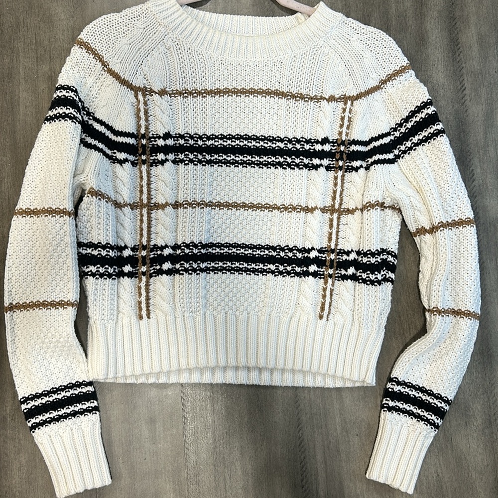 Knitted cropped sweater from 360Sweater